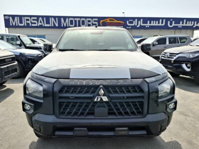 2025 Mitsubishi L200 2.4L 4 Cylinders Engine MT DC Black Petrol Black Truck