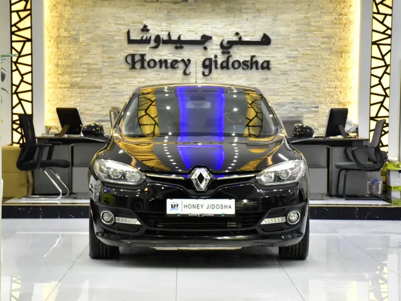2015 Renault Megane SE 4 Cylinders Engine Black Beige Hatchback GCC Specs