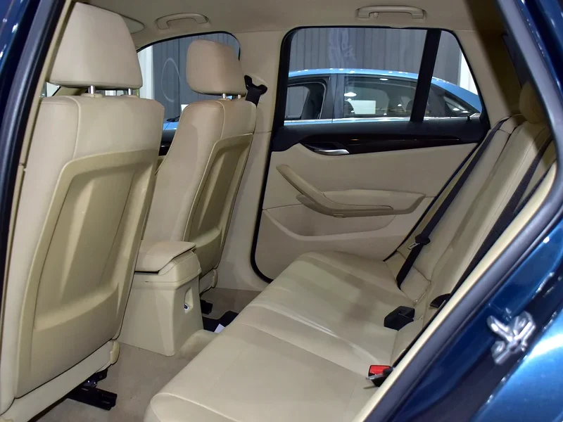 2015 BMW X1 Sdrive18i 4 Cylinders Petrol Engine Blue Beige Crossover GCC
