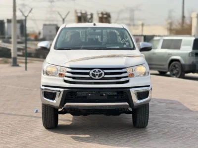 2026 Toyota Hilux 2.4 L 4 Cylinders Engine White Red Pick Up Truck