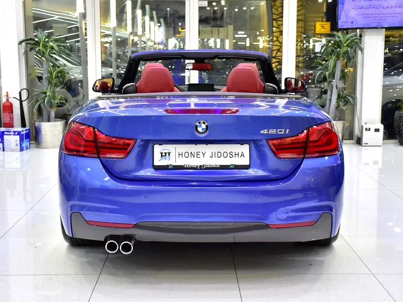 2019 BMW 4-Series 420i Convertible 4 Cylinder Engine Blue Red GCC Specs