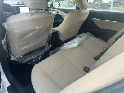 2025 Toyota Camry LE HYBRID 2.5L 4 Cylinders Engine White Sedan GCC Specs