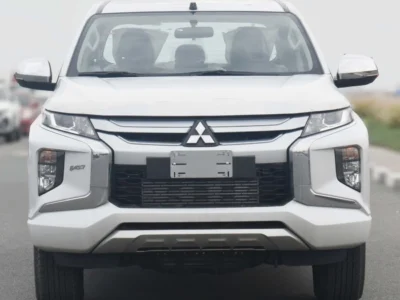 2022 Mitsubishi L200 GLX 2.5 Liters 4 Cylinders Engine Silver Grey Pick Up Truck