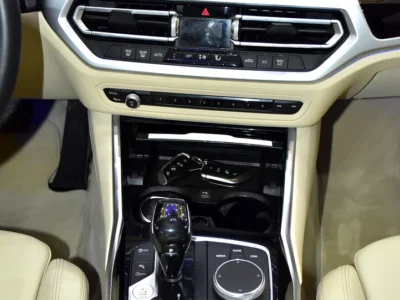2020 BMW 3-Series 320i 4 Cylinders Engine Blue Beige Sedan