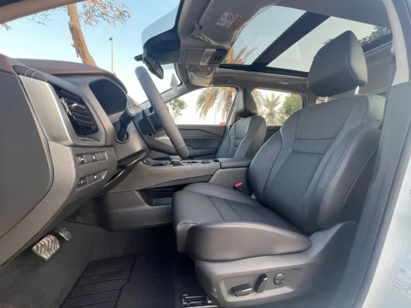 2024 Nissan X-Trail N Trek 2.5 Liter 4 Cylinders Engine White Black SUV AWD