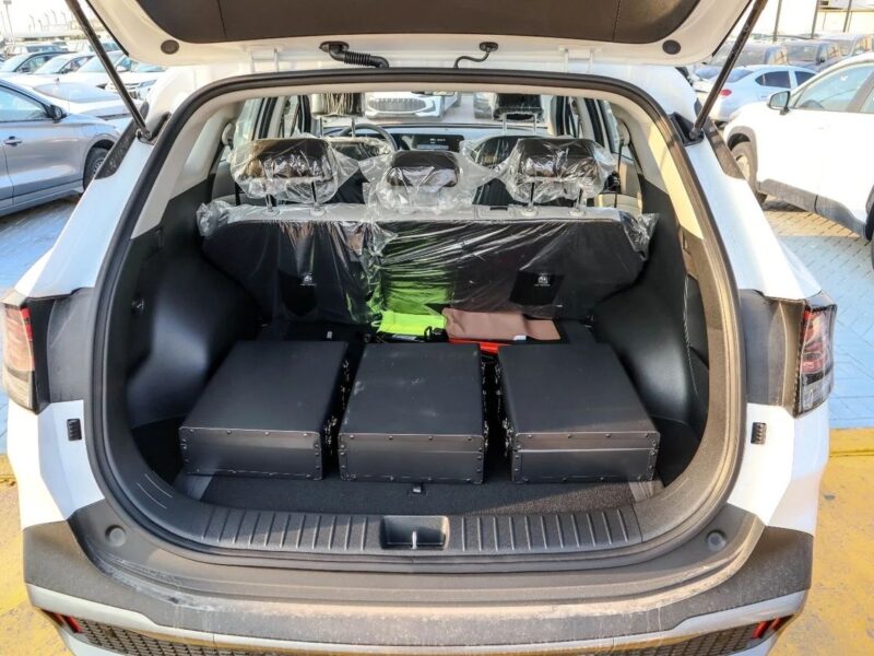 2025 Kia Sportage L TX 1.5T 4 Cylinders Engine Full-Option White Grey SUV