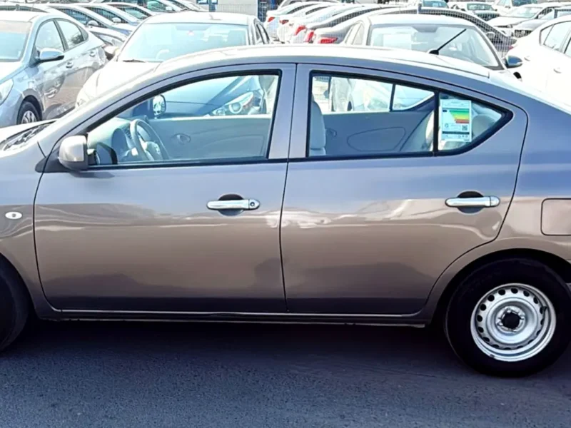 2020 Nissan Sunny SE 4 Cylinder Petrol Engine Grey Beige Sedan GCC Specs