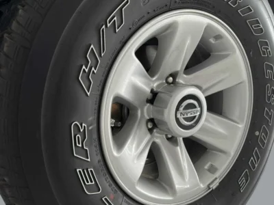 2024 Nissan Patrol Safari 4.8L AT 4 Cylinder Petrol Engine White Grey SUV GCC Specs
