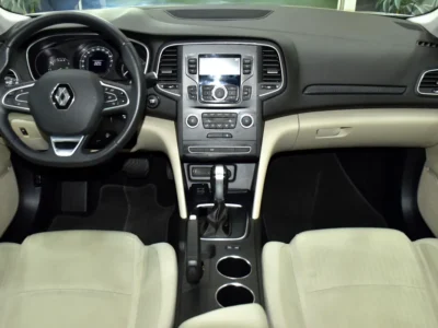 2019 Renault Megane LE 4 Cylinder Petrol Engine White Beige Sedan GCC Specs