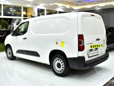 2022 Peugeot Partner Van Long Body 4 Cylinders Petrol Engine White Black Van GCC