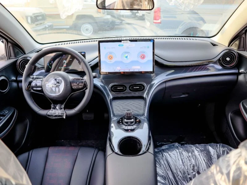 2025 BYD E2 Luxury Electric Car White Black Hatchback 405 km Range