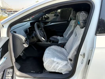 2022 Volkswagen ID.4 PURE + Electric Car White Grey SUV 450 - 550 KM Range