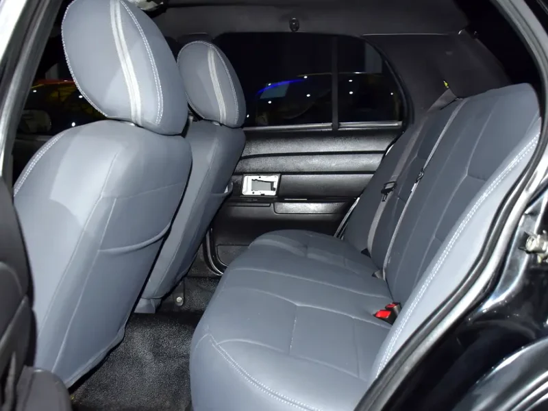 2011 Ford Crown Victoria LX 8 Cylinders Petrol Engine Black Grey Sedan