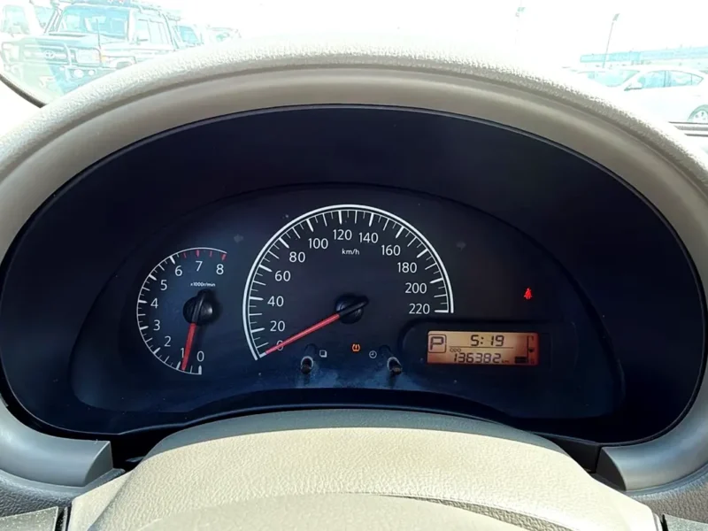 2019 Nissan Sunny SE 4 Cylinder Petrol Engine Grey Beige Sedan GCC Specs