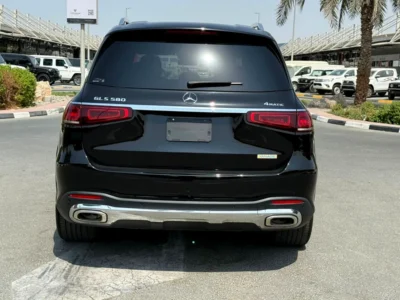 2021 Mercedes-Benz GLS-Class GLS 580 8 Cylinder White Black SUV Carbon Edition