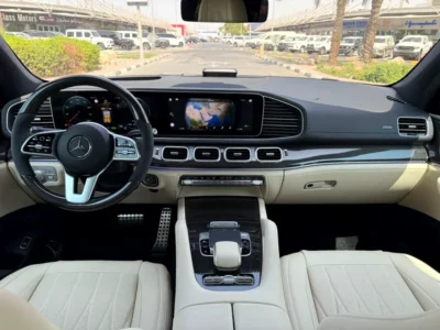 2021 Mercedes-Benz GLS-Class GLS 580 8 Cylinder White Black SUV Carbon Edition
