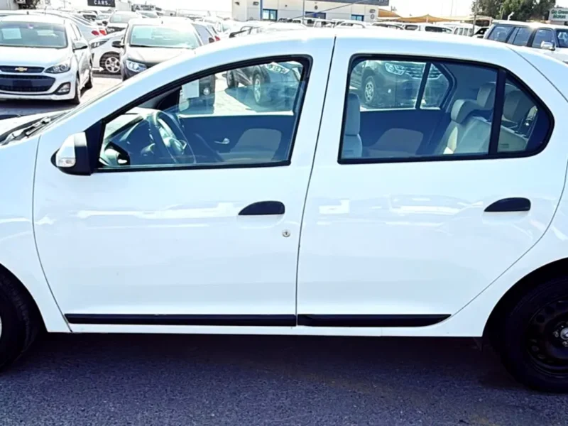 2020 Renault Symbol LE 4 Cylinders Petrol Engine White Beige Sedan GCC Specs