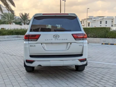 2014 Toyota Land Cruiser GXR TOP 6 Cylinders Petrol Engine White Beige SUV