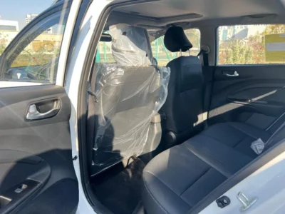 2025 Kia KX1 1.4 Liter 4 Cylinders Petrol Engine White Black SUV