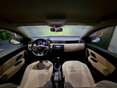 2021 Renault Duster 4WD 2.0 Liter 4 Cylinder Petrol Engine White Beige SUV