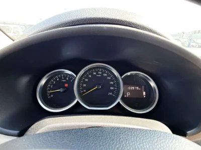 2020 Renault Symbol LE 4 Cylinders Petrol Engine White Beige Sedan GCC Specs