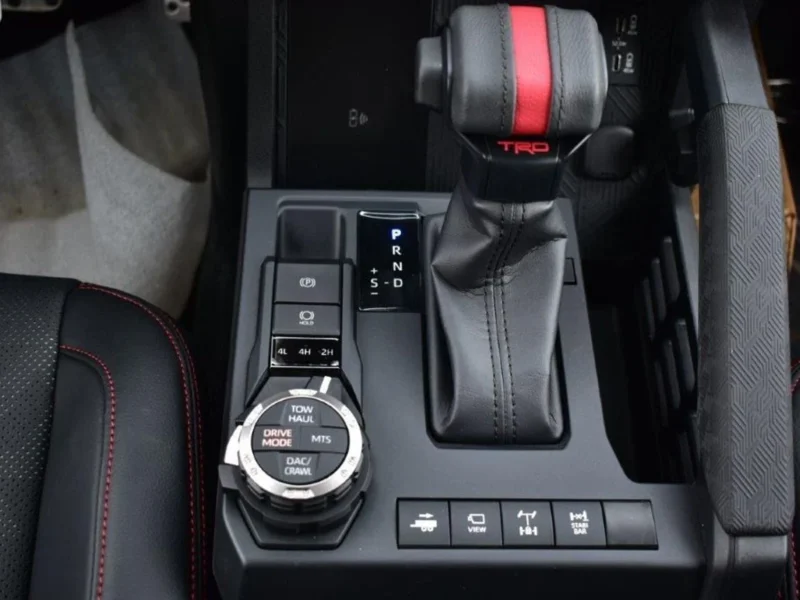 2025 Toyota Tacoma TRD PRO 2.4L HYBRID I-FORCE MAX TOP LINE White Black
