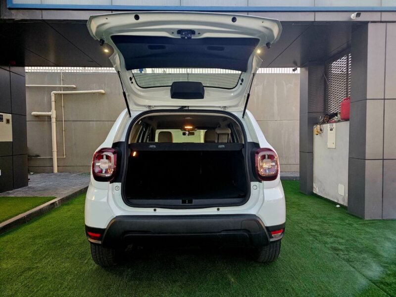 2021 Renault Duster 4WD 2.0 Liter 4 Cylinder Petrol Engine White Beige SUV