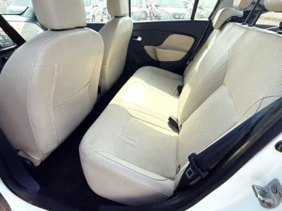 2020 Renault Symbol LE 4 Cylinders Petrol Engine White Beige Sedan GCC Specs