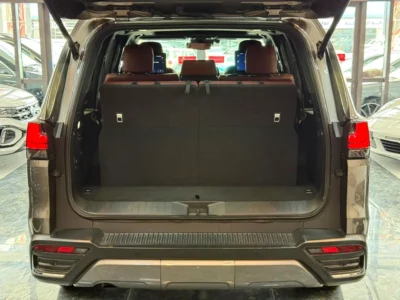 2022 Lexus LX-Series LX 600 Signature 6 Cylinder Petrol Engine Grey Red SUV