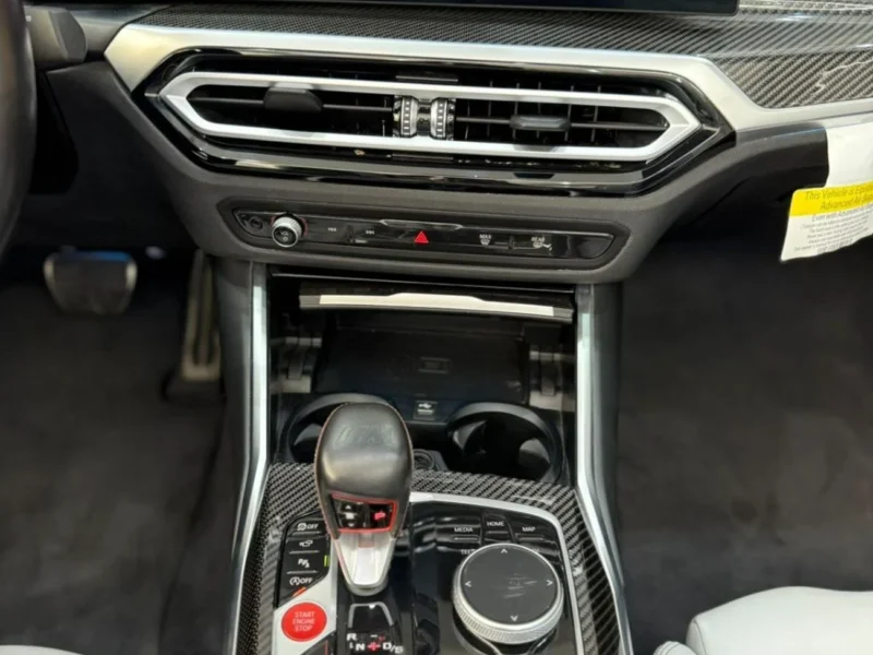 2022 BMW M4 Competition XDrive 3.0L M TwinPower Turbo inline 6-cylinder Black White