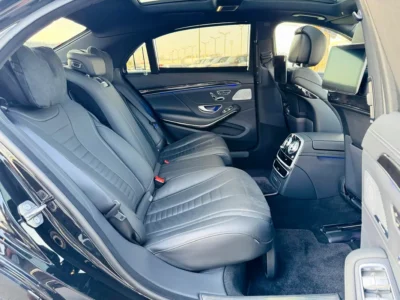 2018 Mercedes-Benz S-Class S 560 4MATIC 8 Cylinder Engine Black Sedan