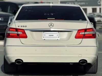 2011 Mercedes-Benz E-Class E 350 6 Cylinders Petrol Engine White Black Sedan