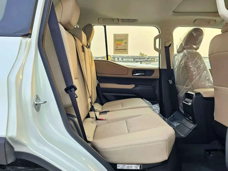 2024 Toyota Prado LC250 2.4T V4 PETROL White Beige SUV GCC Specs