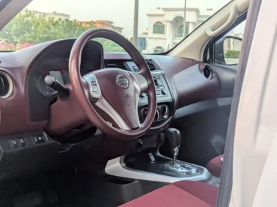 2022 Nissan Navara SE 4 Cylinder Petrol Engine White Red Pick Up Truck