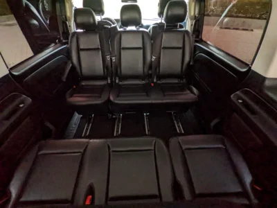 2019 Mercedes-Benz Vito 121 4 Cylinder Petrol Engine Black Van GCC Specs