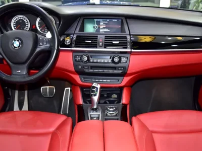 2013 BMW X6 X6M 8 Cylinder Petrol Engine Blue Red SUV GCC Specs