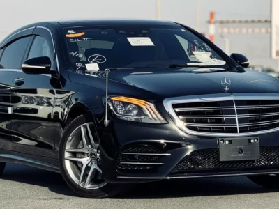 2018 Mercedes-Benz S-Class S 560 4MATIC 8 Cylinder Engine Black Sedan