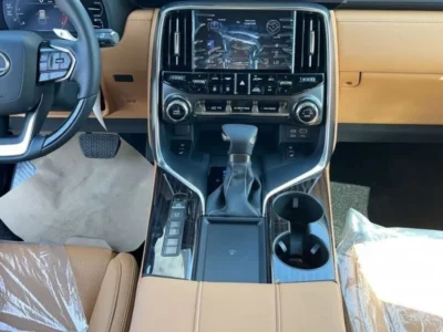 2022 Lexus LX 600 3.5L 6 Cylinders Petrol Engine Silver Brown SUV GCC Specs