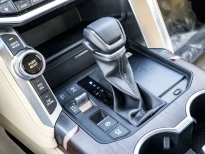 2022 Toyota Land Cruiser VX 3.3L 6 Cylinder Engine Diesel Silver Beige SUV GCC
