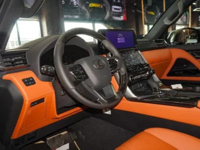 2025 Lexus LX 700h 3.5L V6 4-Seater VIP Green Orange SUV Hybrid GCC Specs
