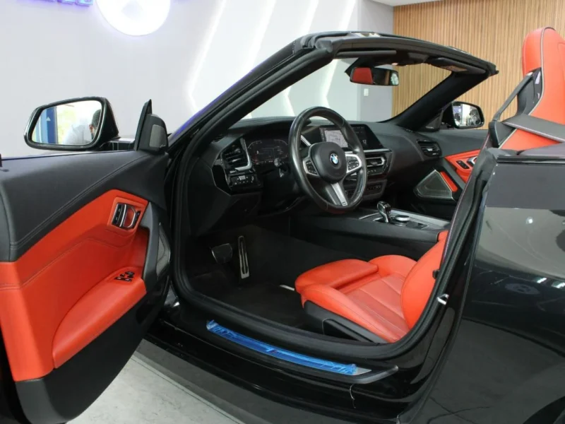 2022 BMW Z4 Sdrive 30i 2.0-liter turbocharged V4 Black Red Convertible GCC