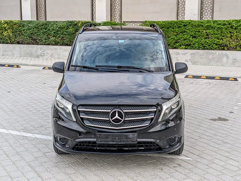 2019 Mercedes-Benz Vito 121 4 Cylinder Petrol Engine Black Van GCC Specs