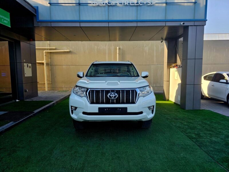 2019 Toyota Prado GXR V6 Engine 4.0 Liter 4WD White Beige SUV GCC