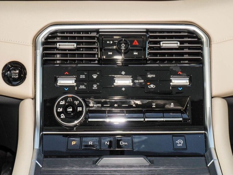 2025 Nissan Patrol SE V6 Cylinder Petrol Engine Black Beige SUV GCC Specs
