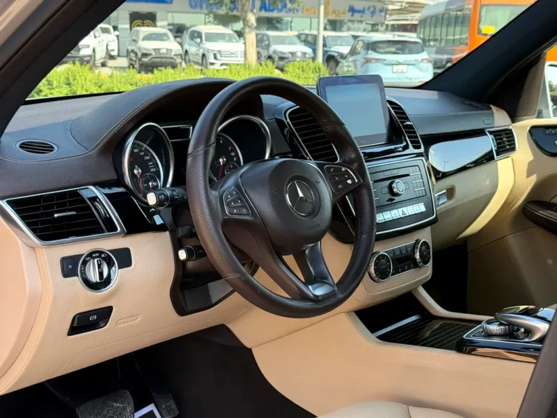 2016 Mercedes-Benz GLE-Class GLE 400 6 Cylinder Petrol Engine Grey Beige SUV