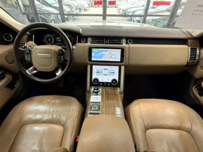 2019 Land Rover Range Rover HSE TOP6 Cylinder Petrol Engine White Beige SUV