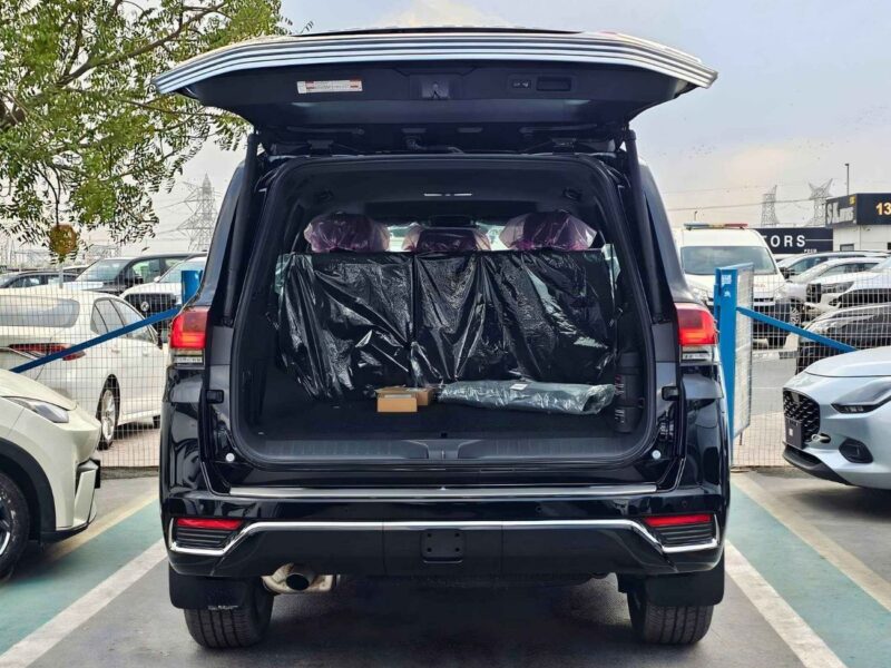 2026 Toyota Land Cruiser VX 4.0L PETROL V6 Engine Black SUV GCC Specs