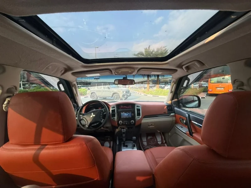 2022 Mitsubishi Pajero SIGNATURE EDITION 3.5 L 6 Cylinder White Orange SUV