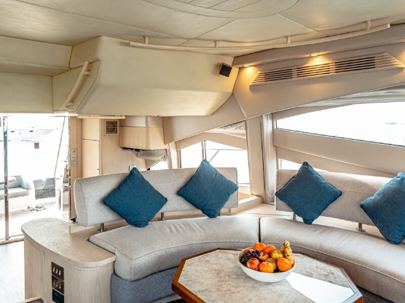 Yacht Charter in Dubai UAE 68ft up to 20 Person
