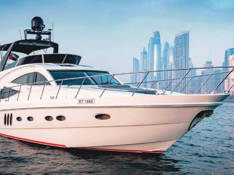 Yacht Charter in Dubai UAE 68ft up to 20 Person